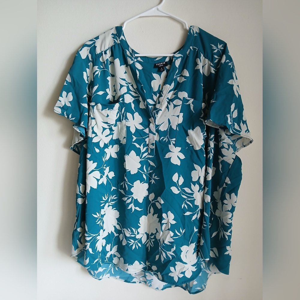 Torrid Harper Blouse Floral Size 4